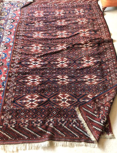 CAUCASE ou CHIRVAN, XXème siècle
Tapis en...