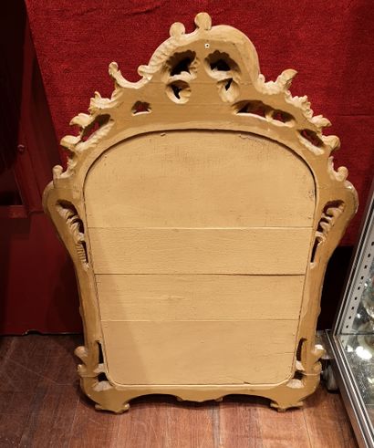 FRANCE, XIXEME SIECLE
Mirror with moulded...