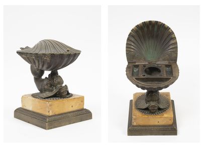 FRANCE, vers 1830
Important encrier en bronze...