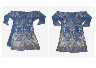 CHINE, début du XXème siècle
Long coat in...