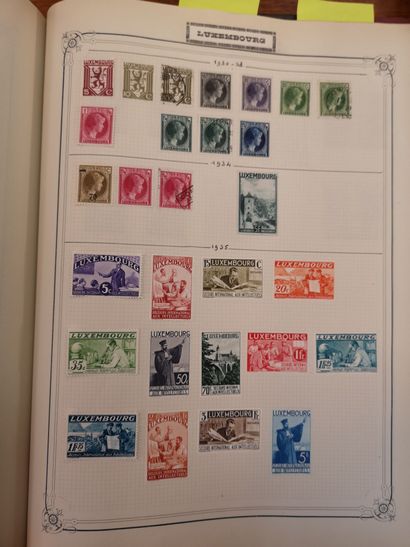 TOUS PAYS
Set of stamps, contained in 3 albums...
