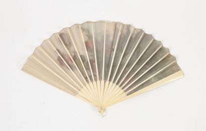 FRANCE, vers 1880-1900
Folded fan.

Gauze...