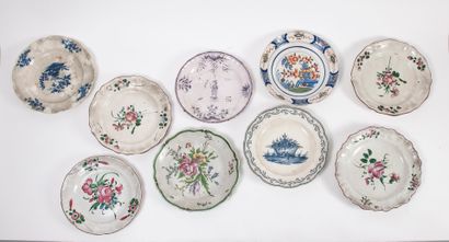 FRANCE, DELFT, TOURNAI, XIXème et XXème siècles
Lot...