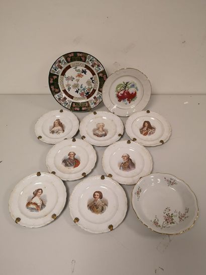 Set of 7 fine earthenware plates with printed...