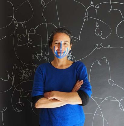 DALILA DALLÉAS BOUZAR

Self-portrait, 2021

Oil...