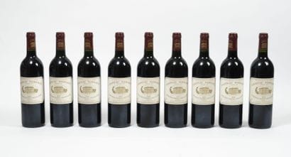 CHÂTEAU MARGAUX
Lot de 9 bouteilles, 1995.

Bon...