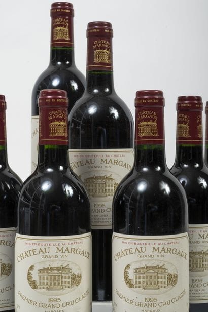 CHÂTEAU MARGAUX
Lot de 9 bouteilles, 1995.

Bon...