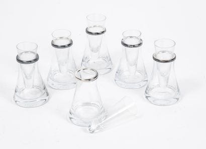ERCUIS
Six vodka coolers, silver plated metal...