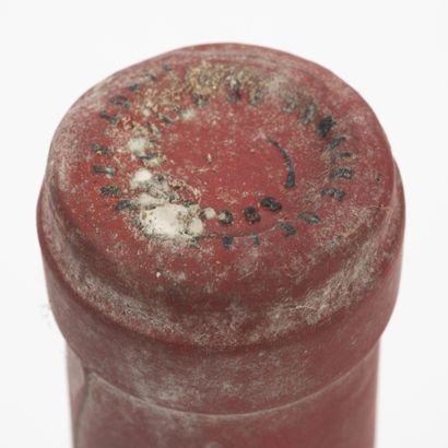 Grands Echezeaux
1 bouteille, 1959.

Domaine...