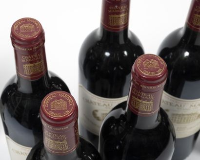 CHÂTEAU MARGAUX
Lot de 9 bouteilles, 1995.

Bon...