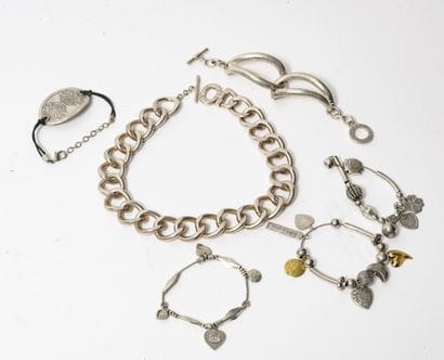 AGATHA, GAS
Lot of gold or silver metal jewelry,...