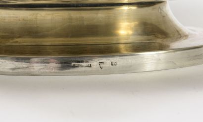 Silver centerpiece (800) of shell shape,...
