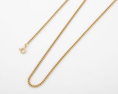 
Yellow gold (750) necklace with filed curb...