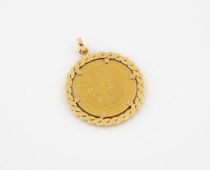 Yellow gold (750) pendant set with a 50 francs...
