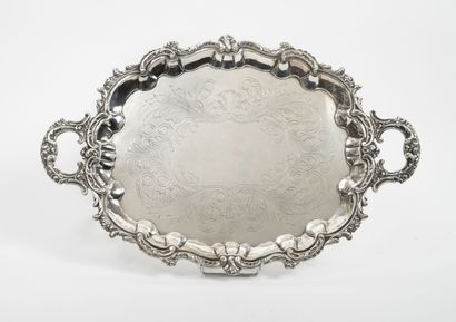 Espagne
Oval tray with two silver handles...