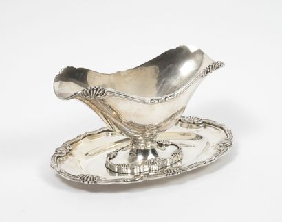Espagne
Sauce boat in silver (min. 800) with...