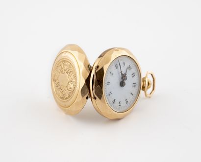 Yellow gold (750) collar watch.

Back cover...