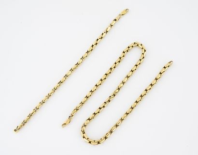 Yellow gold (585) bean necklace and bracelet....