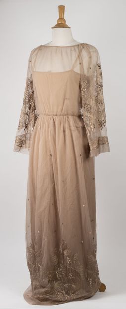 CHRISTIAN DIOR, Haute Couture 1975
Long dress...