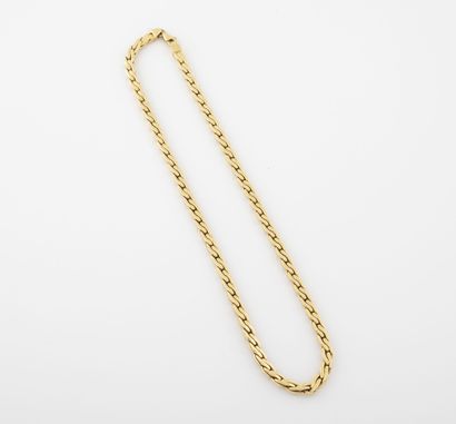 Yellow gold (750) necklace with flattened...