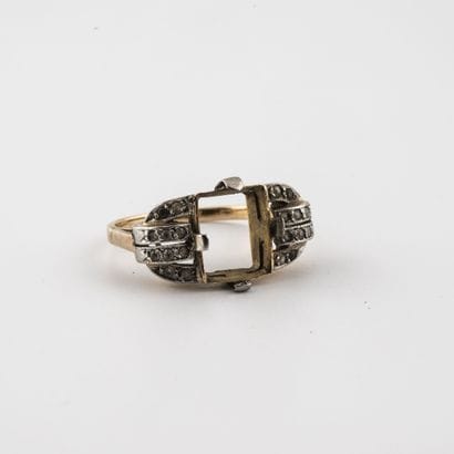 Monture de bague en or jaune (750) et platine...