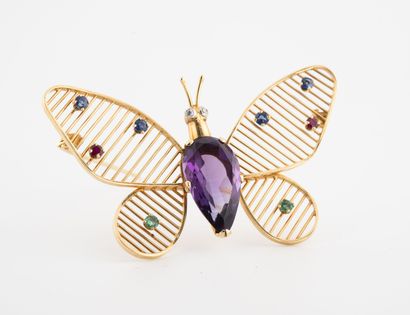 Yellow gold (750) butterfly brooch with openwork...