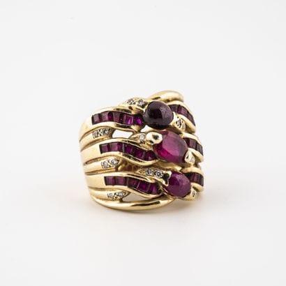 Bague bandeau en or jaune (750) ornée de...
