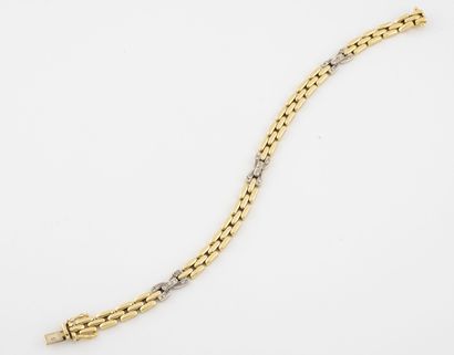 Yellow gold (750) bracelet with long links...