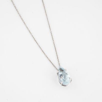 Chaine de cou en or gris (750) à maille forçat...