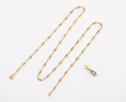Yellow gold (750) necklace with filigree...