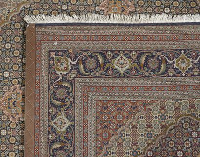 GHOUM, centre de la Perse vers 1930
Le tapis...