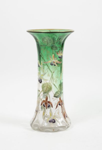 A slightly ribbed vase with elephant foot,...