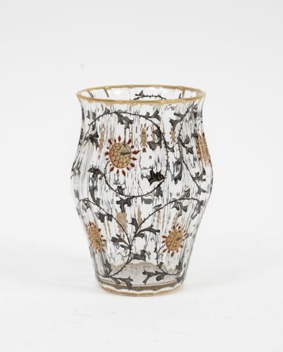 Etablissements DAUM
Small vase with sides,...