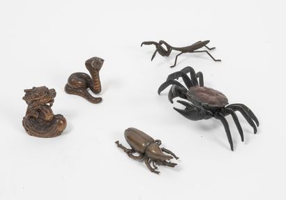 JAPON, XXème siècle
* two netsuke.

- Dragon...