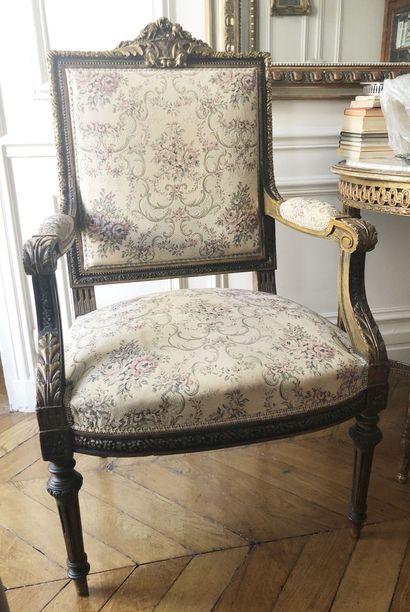 FRANCE, début du XXème siècle
Partie de salon...