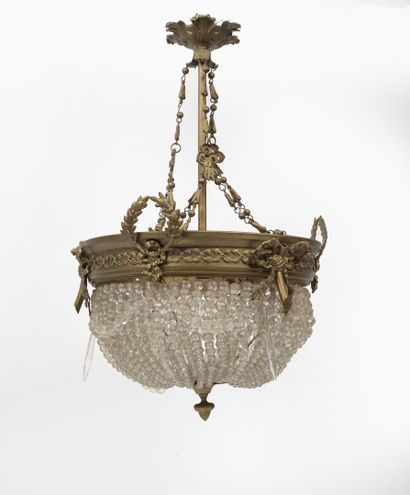 HOLLANDE, XXème siècle
Brass chandelier with...