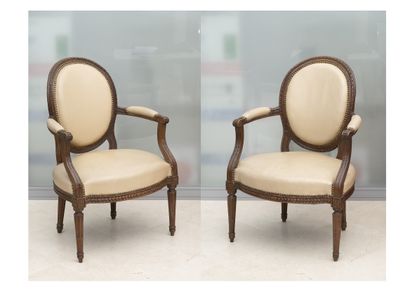 France, fin du XVIIIème siècle
Paire de fauteuils...