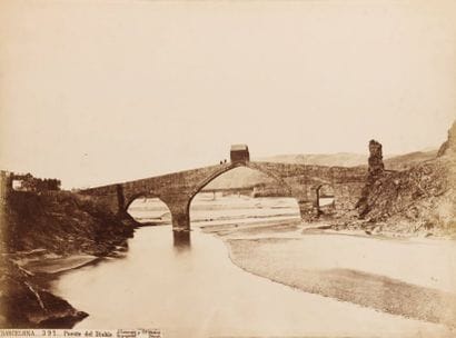 J. LAURENT
Quatre grands albums de photographies...