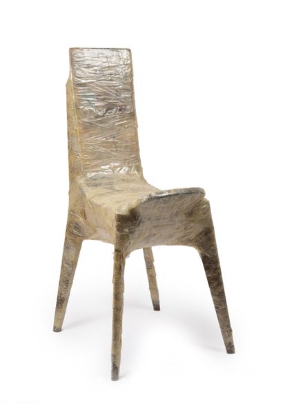 Robin GOLDRING (1963)
Sans titre, 2002-2011.

Chaise.

Technique...