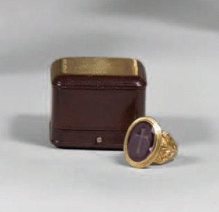 Bague d'Evêque en or jaune partiellement...