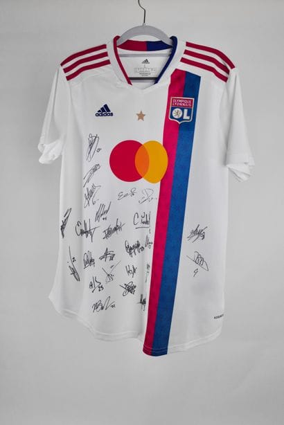Team Orange Football

Olympique Lyonnais...