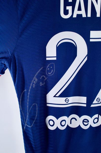 Idrissa Gueye

PSG Home 2021-22 match shirt...