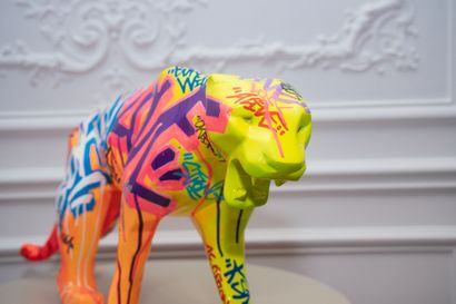 Richard Orlinski

70cm Panther resin tag...