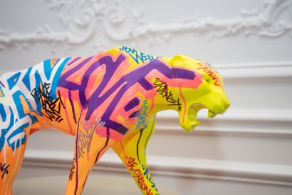 Richard Orlinski

70cm Panther resin tag...