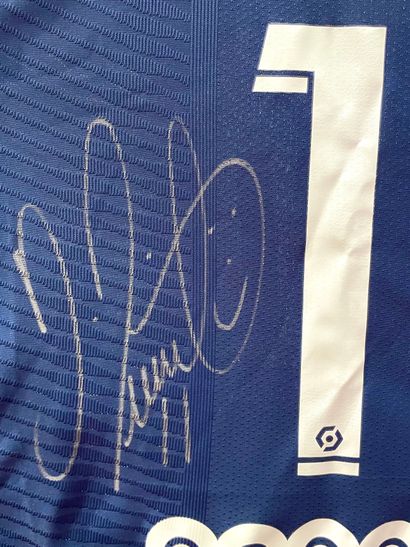 Ángel DI MARIA

PSG Home 2021-22 match shirt...