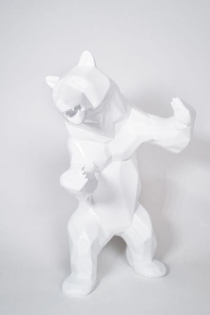 Richard Orlinski

30cm Bear white resin sculpture

sold...