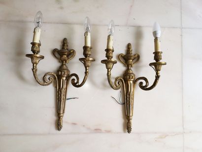 FRANCE, style Louis XVI, XXème siècle
Pair...