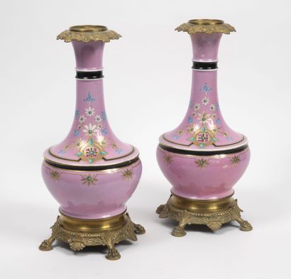 FRANCE, seconde moitié du XIXème siècle
Pair...