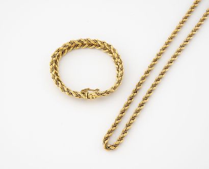 Necklace and bracelet in yellow and white...