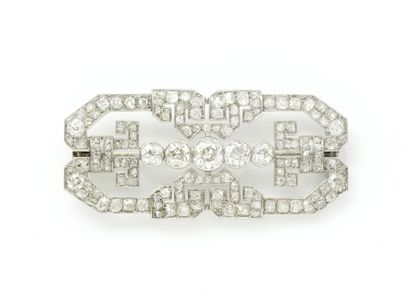 Platinum (850) and white gold (750) brooch,...